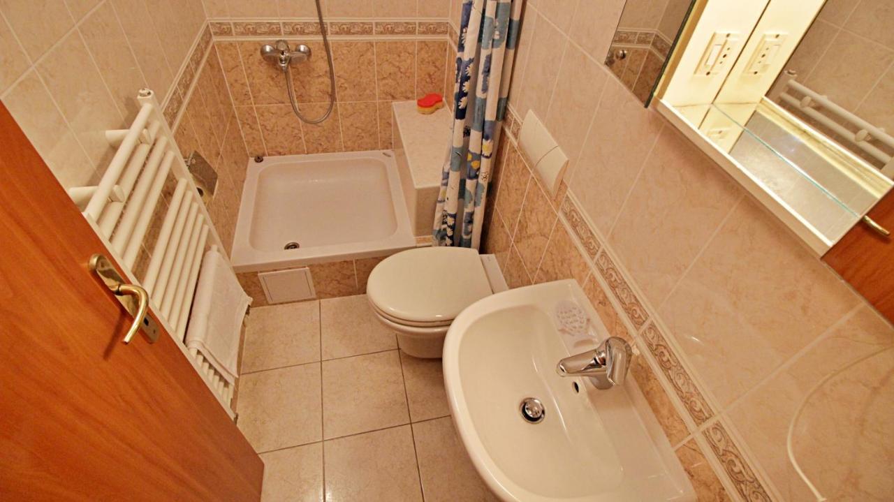 Apartment Ora Omiš Dış mekan fotoğraf