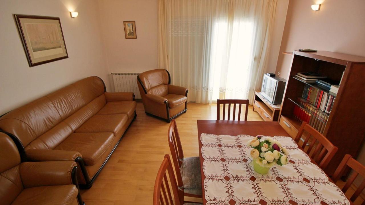 Apartment Ora Omiš Dış mekan fotoğraf