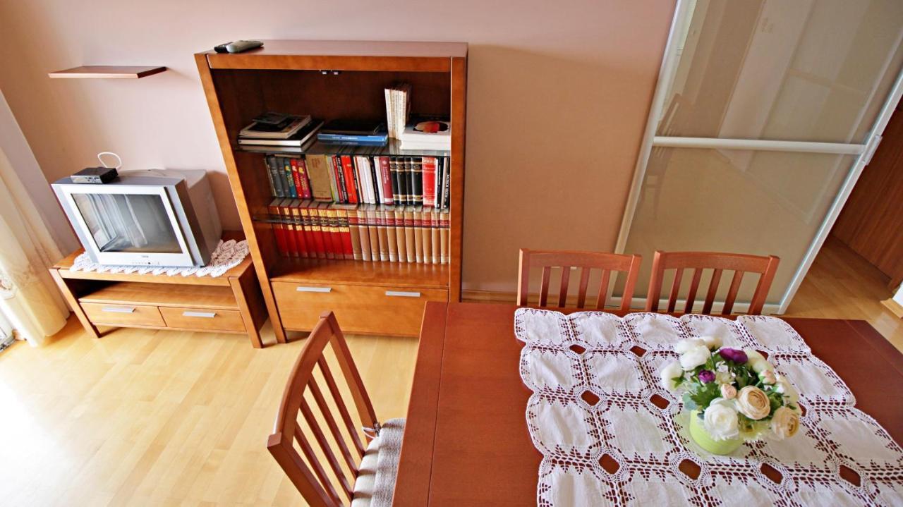 Apartment Ora Omiš Dış mekan fotoğraf